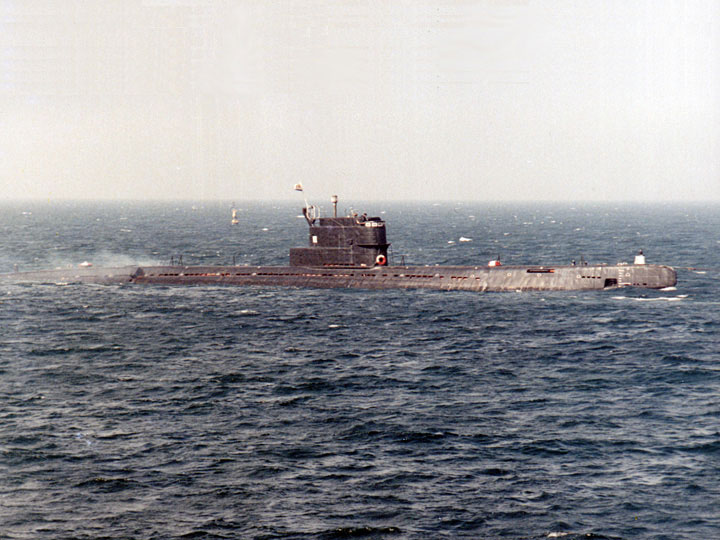 Черноморский подводный флот. Подводная лодка проект 613. Подводная лодка проекта 613э Катран. Подводная лодка проекта 613 Лиинахамари. Подводная лодка Черноморского флота.