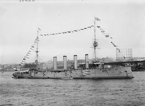 HMS_Drake_1909.jpg
