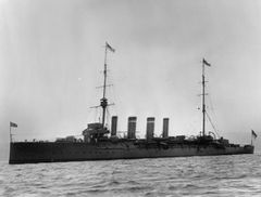 HMS_Falmouth_(1910).jpg