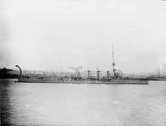 HMS_Cleopatra_(1915).jpg