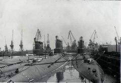 Подводные_лодки_пр613_на_консервации_в_Одессе.jpg