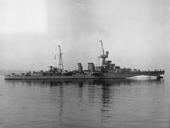 HMS_Coventry_(1918).jpg