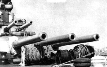 Doria_320mm_gun.jpg