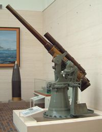 40_3rd_Year_Type_naval_gun.jpeg