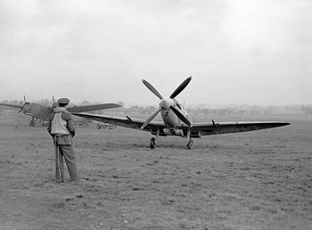 Spitfire-MkIXc-RAF-306Sqn.jpg