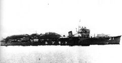 Japanese_torpedo_boat_Tomozuru-1934.jpg