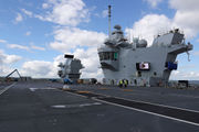 HMS_QUEEN_ELIZABETH_flight_deck-1.jpg