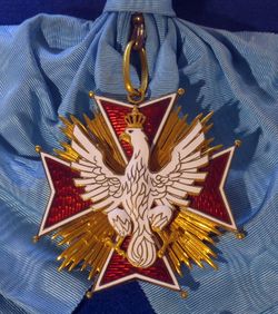 Order_of_the_White_Eagle_badge_(Republic_of_Poland_1921-1939).jpg