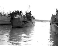 USS_LCI(L)-593.jpg
