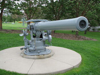 USS_Ward_4_inch_gun_Minnesota_Capitol.jpg