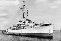 HMS_Cayman_(K_506).jpg