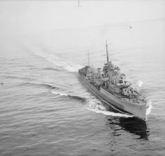 HMSGarland.jpg