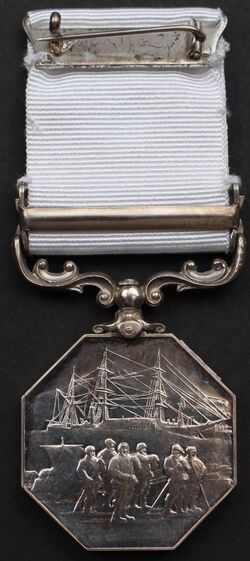 The_Polar_Medal_2.jpg