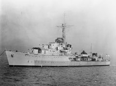 HMS_Chequers_1945.jpg