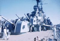 USS_Roanoke_MK-27_Fire_Control_Radars_mounted_on_the_6-inch_MK-16_DP_turret,_1954.jpg