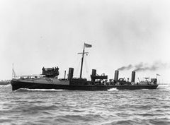 HMS_Ferret_(1893)_IWM_Q_021251.jpg