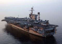 USS_John_F_Kennedy_(CV-67)_port_stern_view_2004.jpg