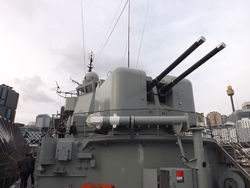HMAS_Vampire_B_turret.jpg