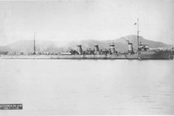 IJN_Umikaze_в_1918_году.jpg