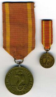 Medal_za_Warszawe_5.jpg