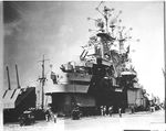 USS_Essex_(CV-9)_-_изменения_после_ремонта_-_15_апреля_1944_(2).jpeg