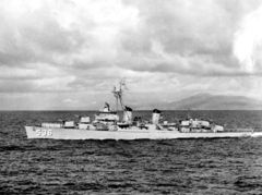 USS_Owen_(DD-536)_underway_in_1957.jpeg
