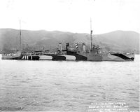 USS_Fairfax_(Destroyer_-_93)_at_anchor_in_the_San_Francisco_Bay_area,_21_May_1918.jpg
