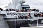 HMS_Queen_Elizabeth_ready_to_set_sail_for_the_first_time._26.06.207.jpg