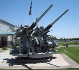 3-inch_50_(7.62_cm)_Mark_33_Confederate_Air_Force_Museum,_Mesa,_AZ.jpg