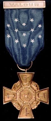 Medal-Medal-of-Honor-United-States-Navy-and-Marine-Corps-1919–1942-Tiffany-Cross-pattern.jpg