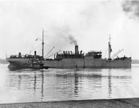 USS_Antares_(AG-10)_assisted_by_Samoset_(YT-5)_departing_Philadelphia_Navy_Yard,_bound_for_Panama,_1_March_1923.jpg